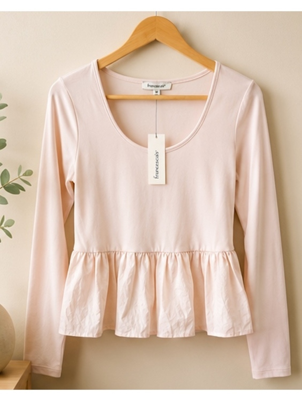 Francesca's Blush Pink Peplum Top Size M | Long Sleeve Scoop Neck Stretch Blouse
